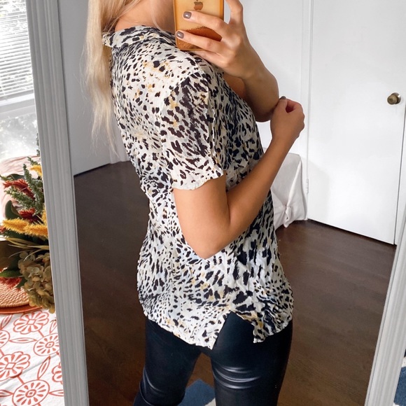 π BOHO LEOPARD SHORT SLEEVE TOP! - Picture 3 of 7